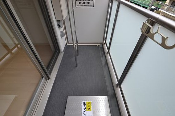 エステムプラザ神戸三宮ルクシアのバルコニー