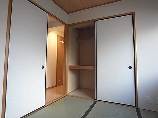 コスモ甲南町パート２の収納