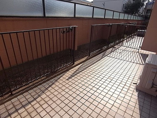 コスモ甲南町パート２のバルコニー