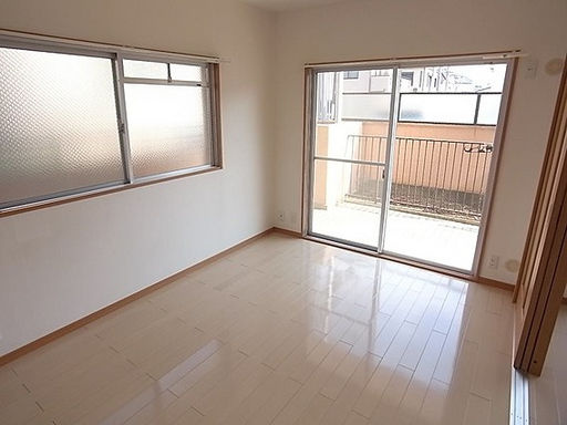 コスモ甲南町パート２の居間・リビング