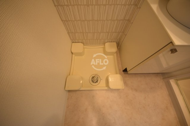 エスリード大阪京橋フロレゾンの収納|エスリード大阪京橋フロレゾン室内洗濯機置き場