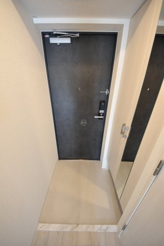 エスリード大阪京橋フロレゾンの玄関|エスリード大阪京橋フロレゾン　玄関