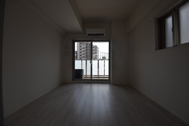 エスリード大阪京橋フロレゾンの居間・リビング|エスリード大阪京橋フロレゾン　リビング