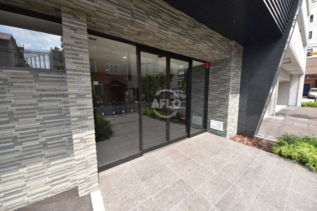 エスリード大阪京橋フロレゾンのエントランス|エスリード大阪京橋フロレゾン　エントランス