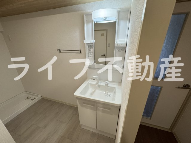 アバハイム西村の独立洗面台|独立洗面化粧台付き