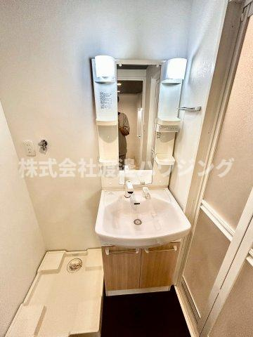 千里ロイヤルハイツの洗面所