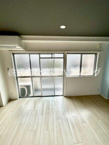 千里ロイヤルハイツの寝室