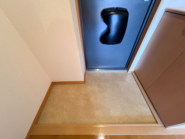 ヴィラソレイユの玄関