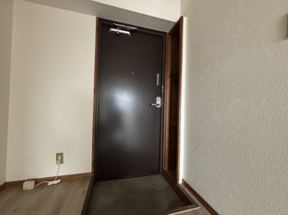 【玄関】 | ピース・クラージュA