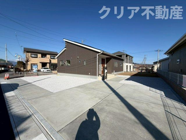 【駐車場】 | 第1吉岡町漆原　１号棟　平屋