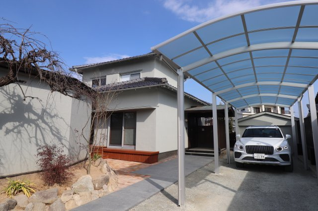 大刀洗町冨多アサヒ戸建の駐車場|カーポート2台分