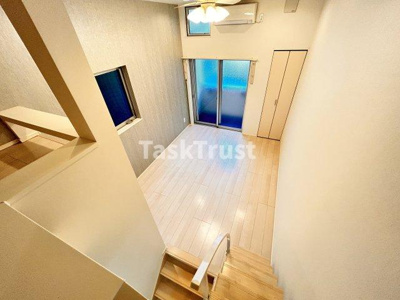 【内装】 | Levante