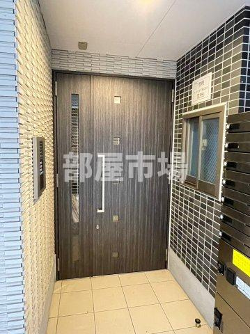 PRECIO日本堤のエントランス