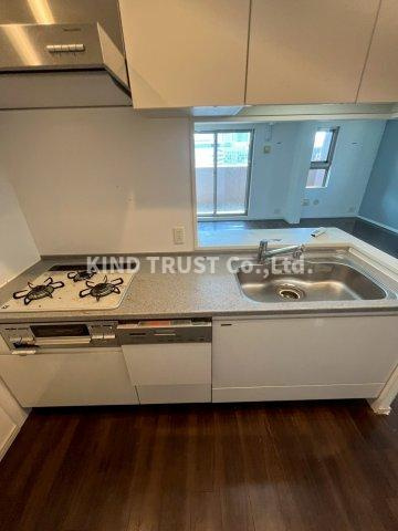 ウェリス西天満のキッチン|お料理しやすいキッチンです