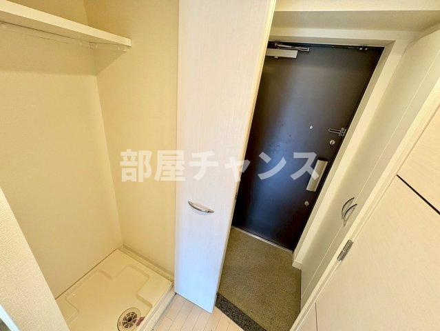 プレサンス千種駅前ネオステージの玄関