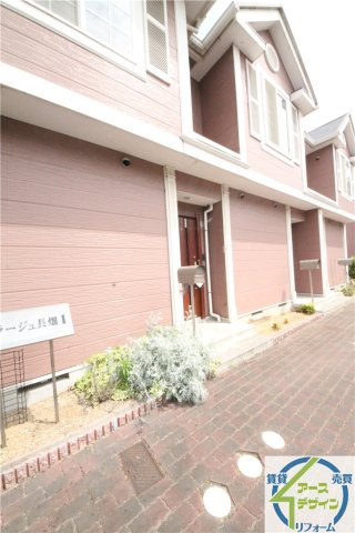 ヴィラージュ長畑Ⅰのエントランス