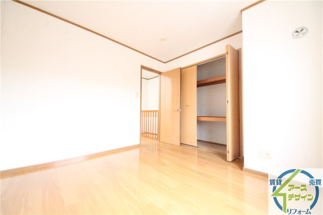 ヴィラージュ長畑Ⅰの洋室