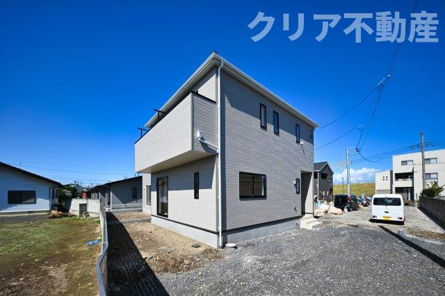 【駐車場】 | 足利市福富町第４　クレイドルガーデン　4号棟 | 並列３台駐車可能なゆとりのカースペース！