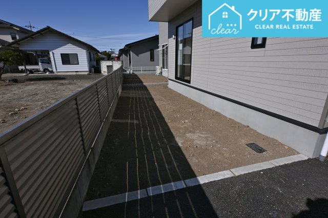 【庭】 | 足利市福富町第４　クレイドルガーデン　4号棟 | 広々としたお庭でバーベキューやガーデニングも楽しめます♪