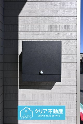 【設備】 | 足利市福富町第４　クレイドルガーデン　4号棟 | スタイリッシュな郵便ポスト