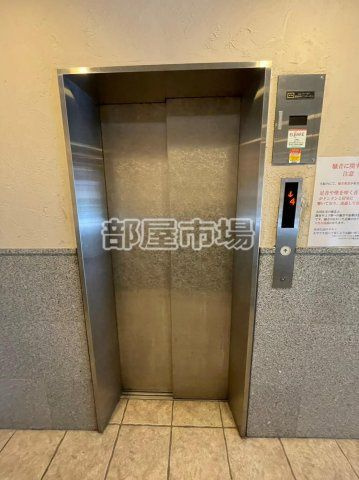スカイコートヌーベル入谷のその他共用部分|エレベーター