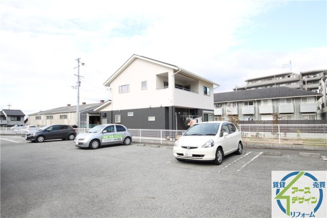 オークヒルズⅠの駐車場