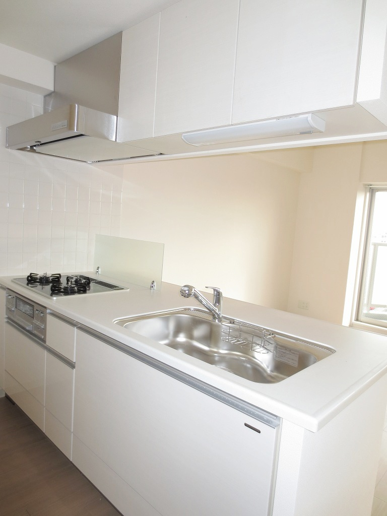 プレサンス難波フィネストのキッチン