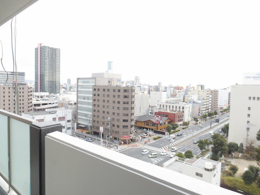 プレサンス難波フィネストのバルコニー
