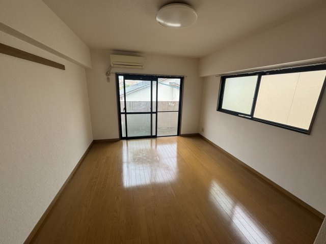 ナウパレス百道浜の居間・リビング