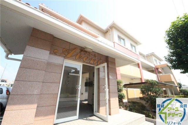 アヴニールの外観