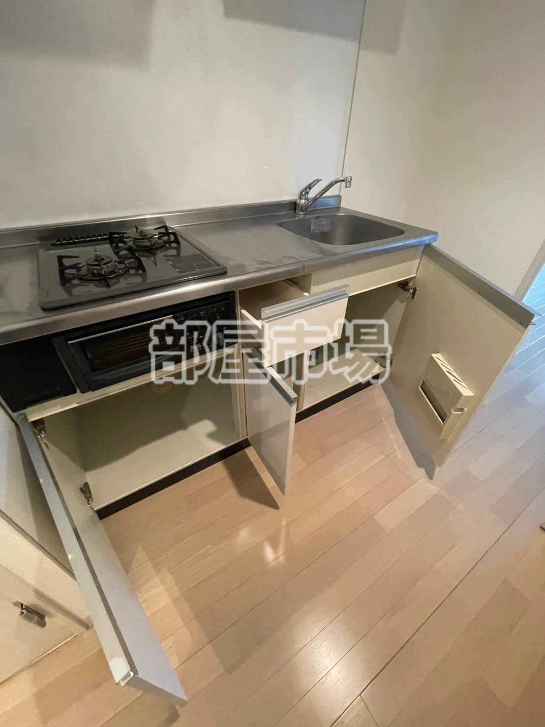 ソレアードAIRのキッチン|収納