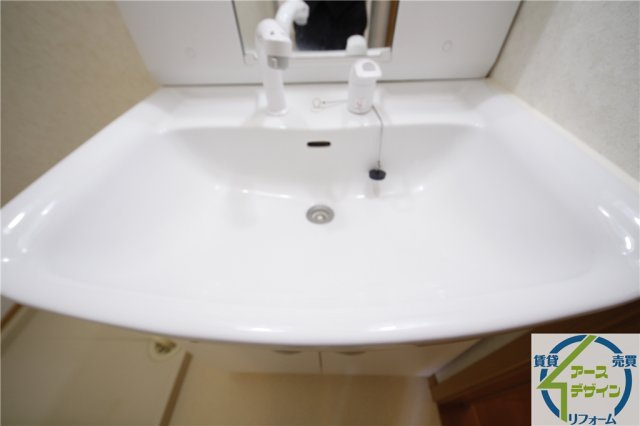 ベルデ・ビエントⅡ番館の独立洗面台