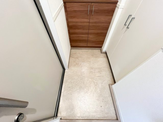 ゆいまーるの玄関