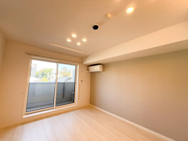 ファルコ鷹匠の居間・リビング