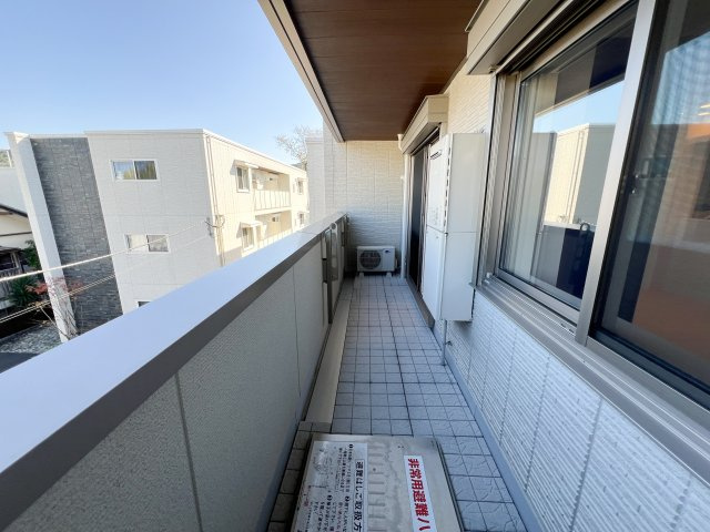 ファルコ鷹匠のバルコニー