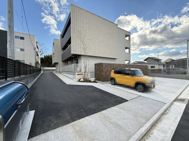 ファルコ鷹匠の駐車場