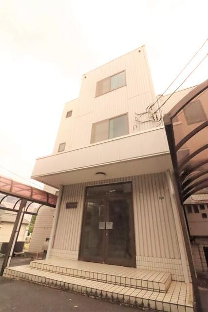 クレストＮＡＫＡの外観