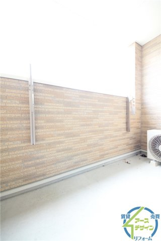 クレモンティーヌ　Cのバルコニー