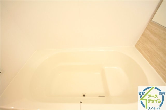 クレモンティーヌ　Cの浴室