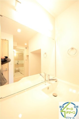 クレモンティーヌ　Cの独立洗面台