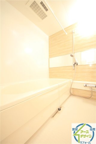 クレモンティーヌ　Cの浴室