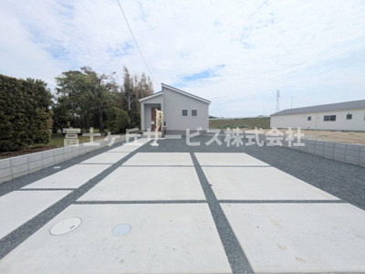 【駐車場】 | 磐田市大原 3期 新築一戸建て 1号棟 | ３台駐車可能です