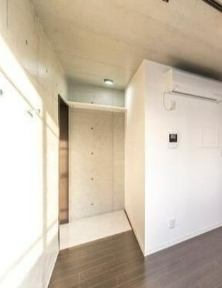 Bon Vivant Nakano-Egotaの玄関