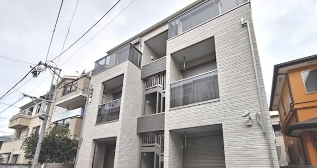 ソレイユ目白台の外観