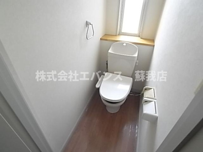 【トイレ】 | スプリングチェリーⅡ | 落ち着いた色調のトイレです