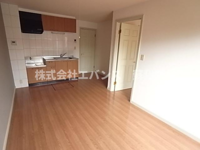 【居間・リビング】 | スプリングチェリーⅡ | おしゃれなリビングです