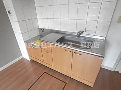 【キッチン】 | スプリングチェリーⅡ | コンパクトなキッチンで掃除もラクラク