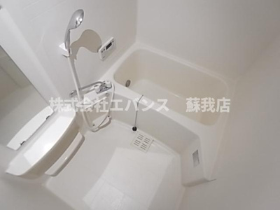 【浴室】 | スプリングチェリーⅡ | お風呂です