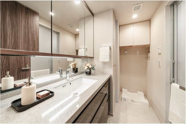 【独立洗面台】 | ★仲介手数料無料★クラッシィタワー新宿御苑（新宿御苑を望む眺望）