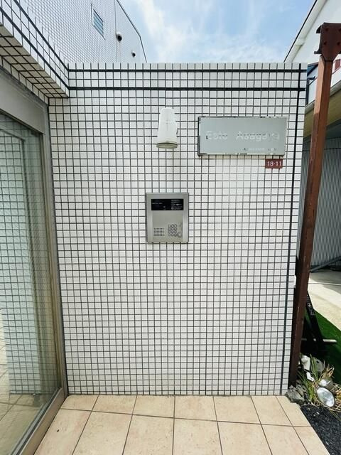 エステ阿佐ヶ谷のエントランス